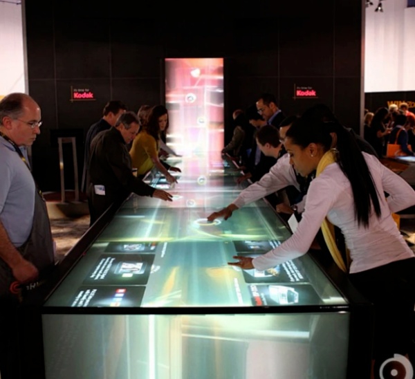 展廳多媒體光影設計讓展品會 “說話”